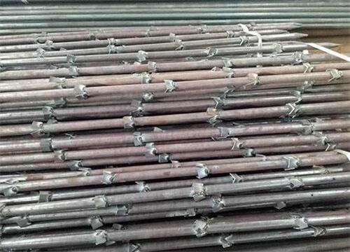 南部隧道钢花管